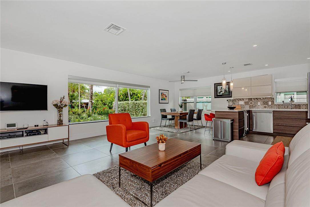 3321 18th St - Photo 1