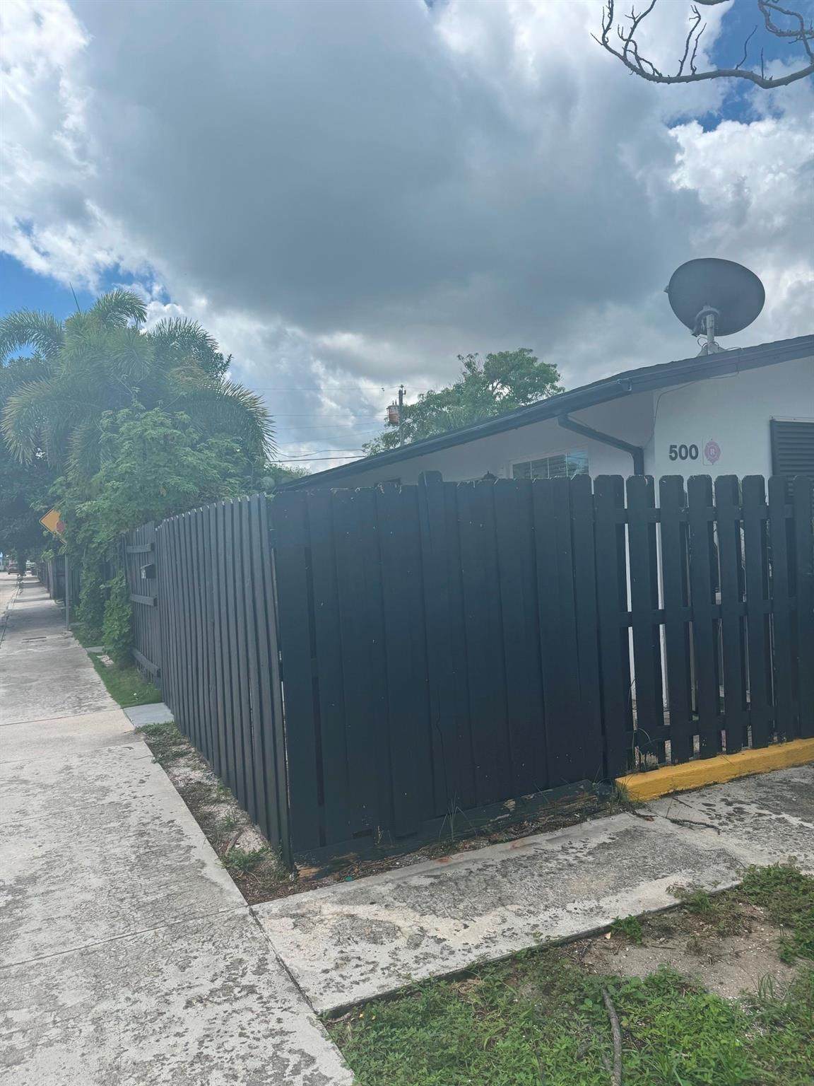 500 Nathan Hale - Photo 1