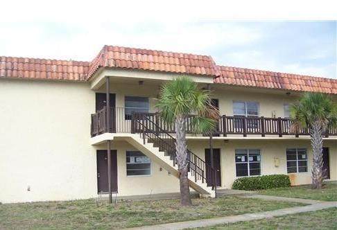 405 13TH PL - Photo 1