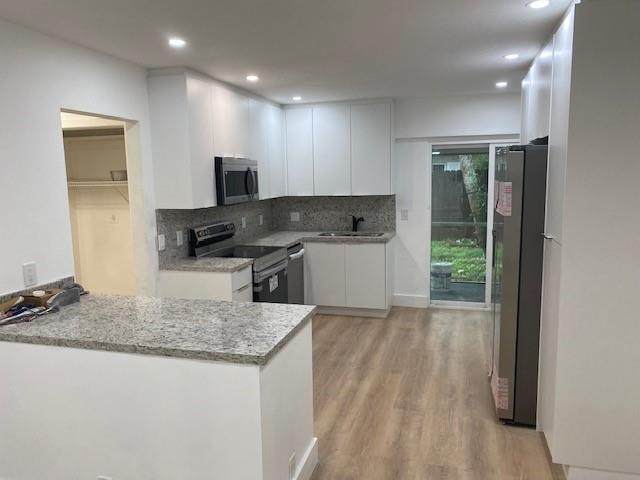 7546 44 Court #E - Photo 1