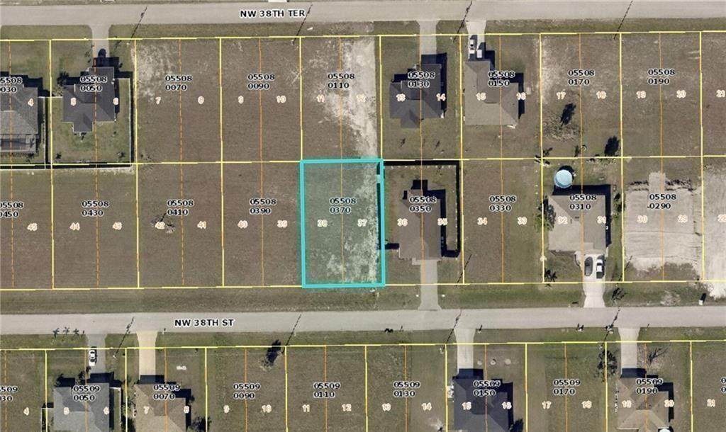 3907 38th St - Photo 1