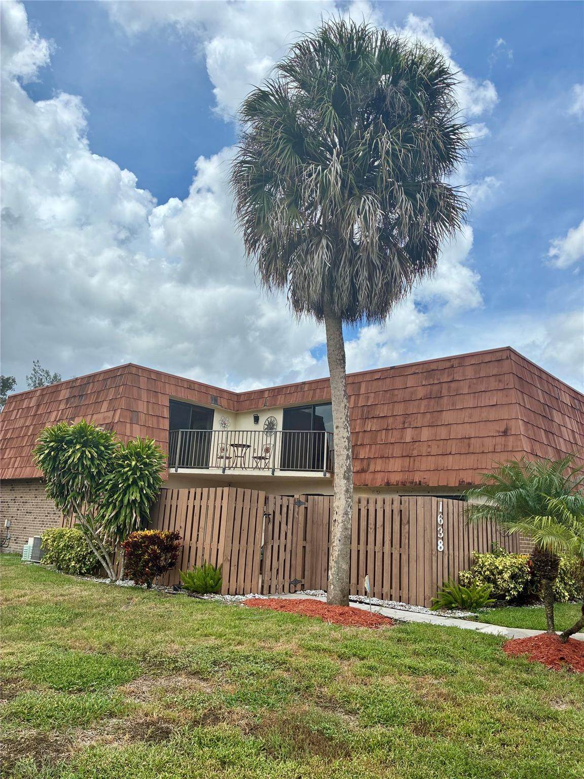 1638 Coral Ter - Photo 1