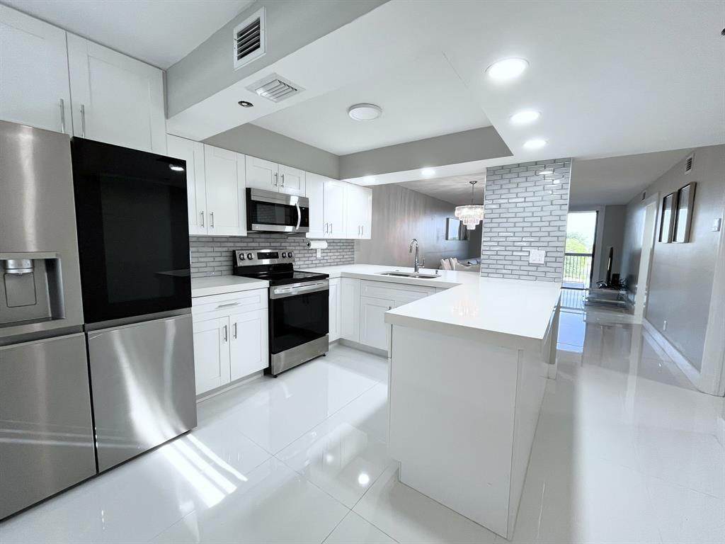 1266 Military Trl - Photo 1