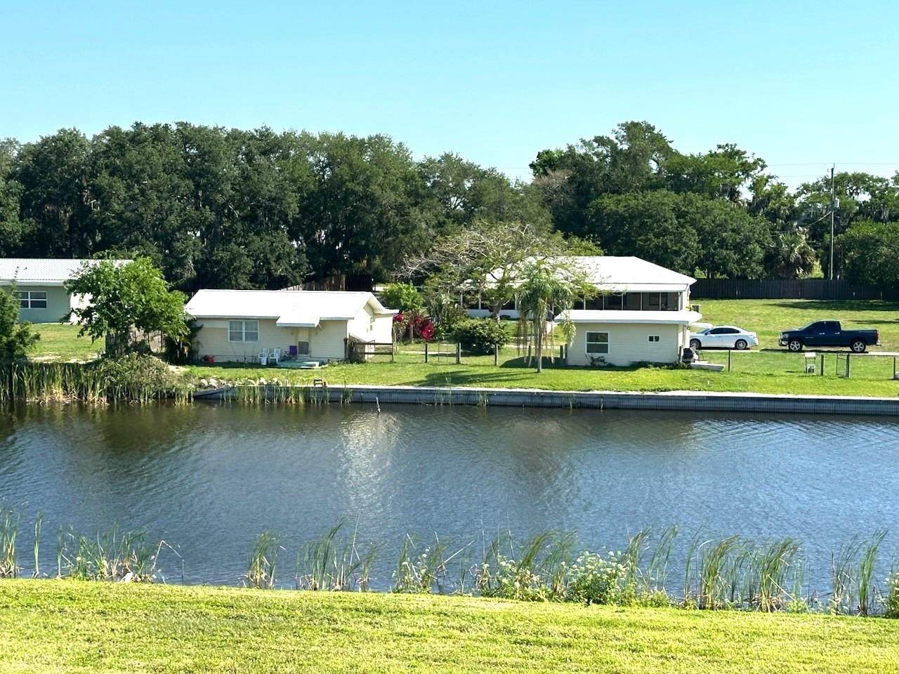 5806 Us Highway 441 - Photo 1