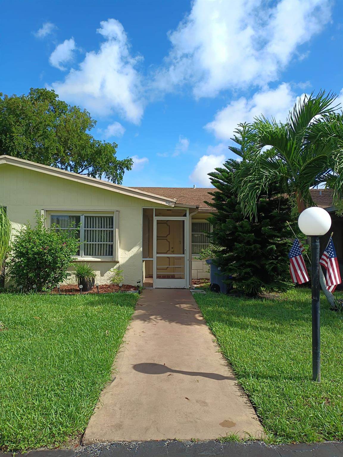 6081 La Palma Ln - Photo 1