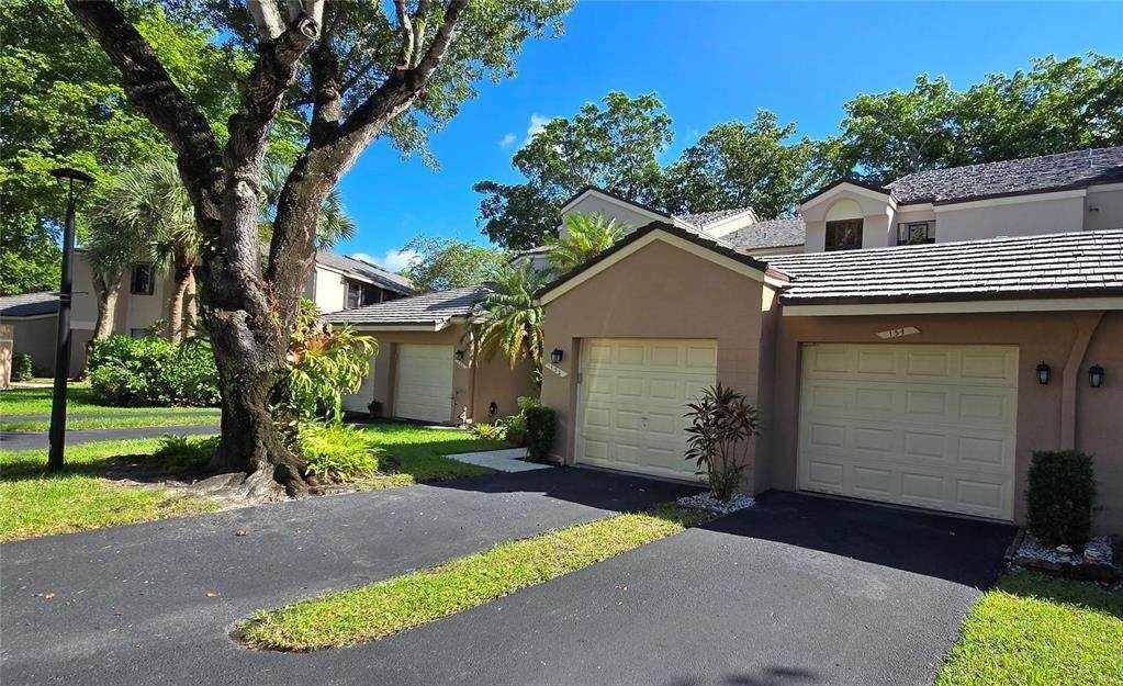 154 98th Ter - Photo 1