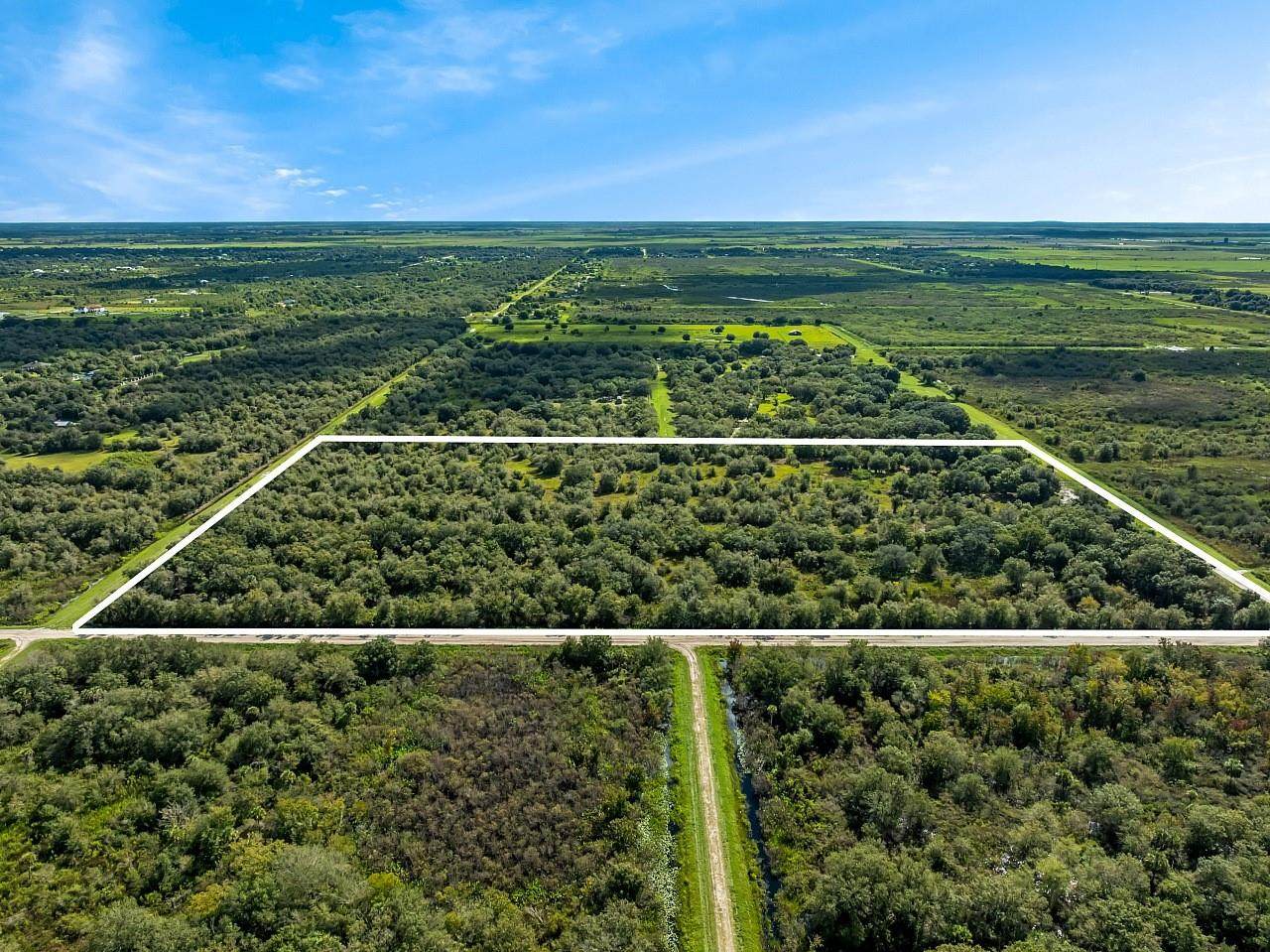 17435 248th St - Photo 1