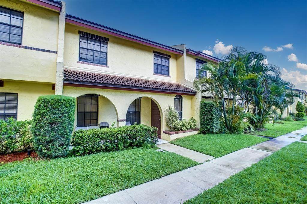 2768 47th Ln - Photo 1