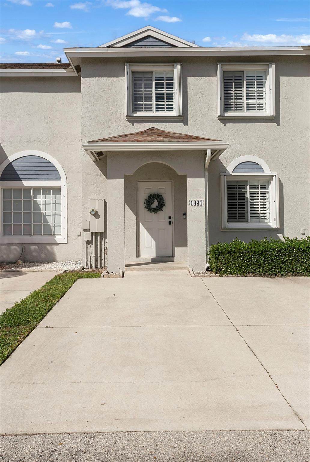 1431 48th Ter - Photo 1