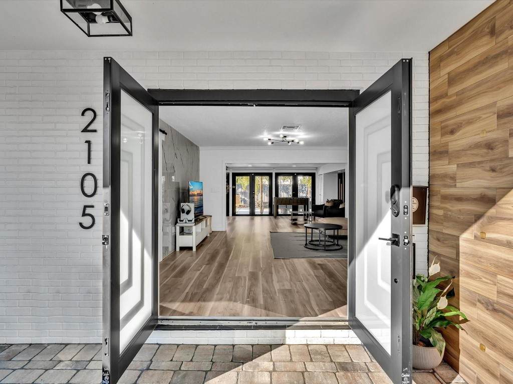 2105 62nd Street - Photo 1