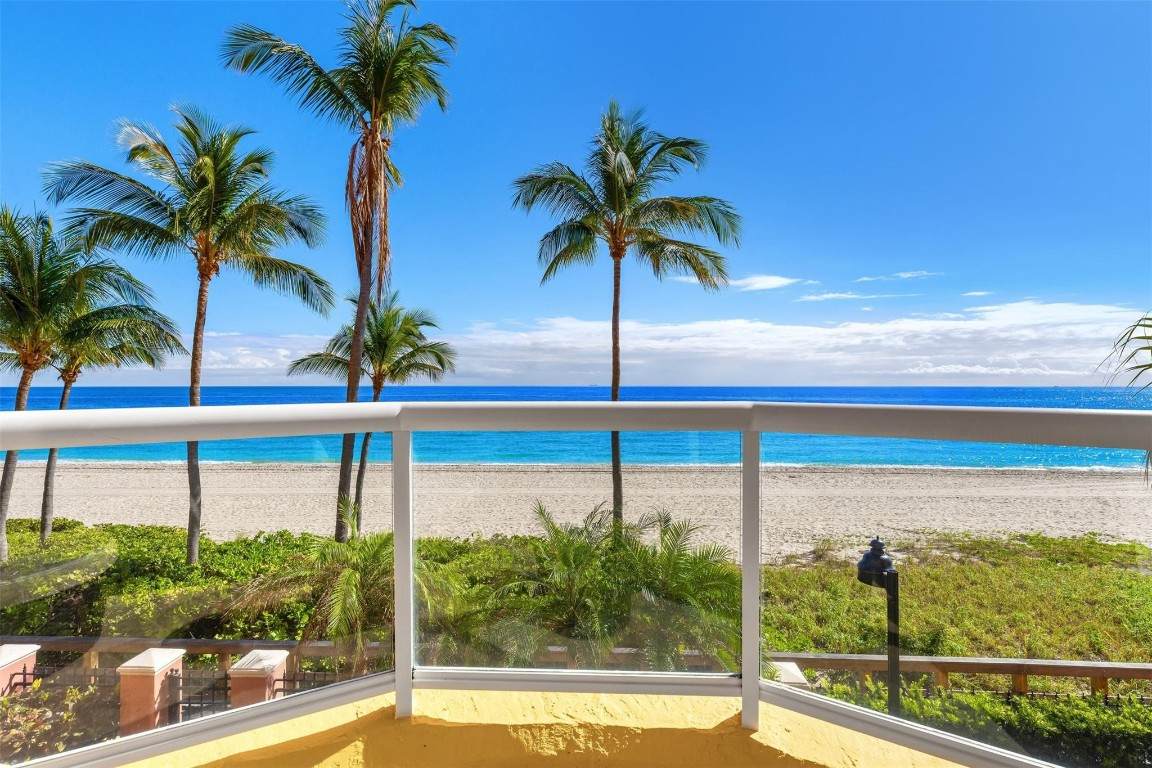 https://bt-photos.global.ssl.fastly.net/beaches/orig_boomver_1_F10544045-2.jpg