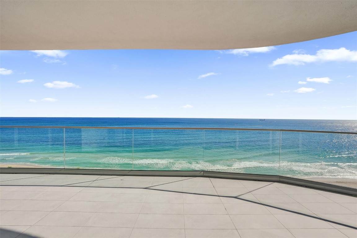 https://bt-photos.global.ssl.fastly.net/beaches/orig_boomver_1_F10544126-2.jpg