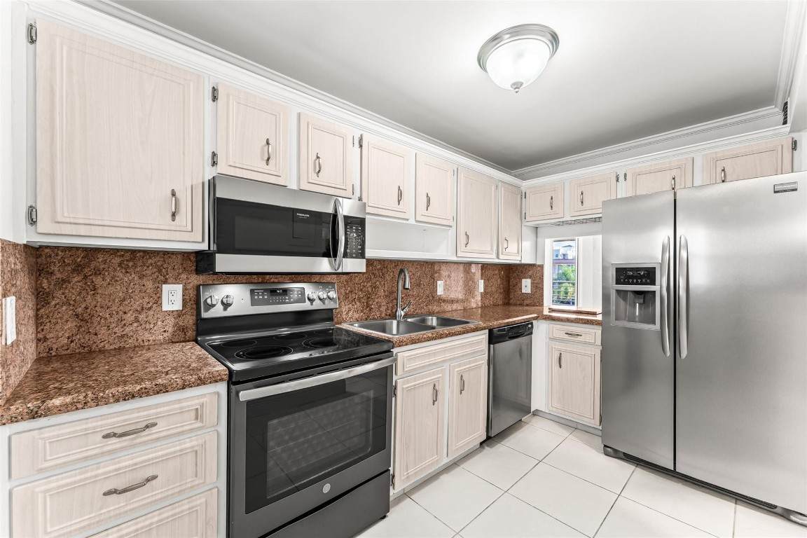 4500 Federal Highway - Photo 1