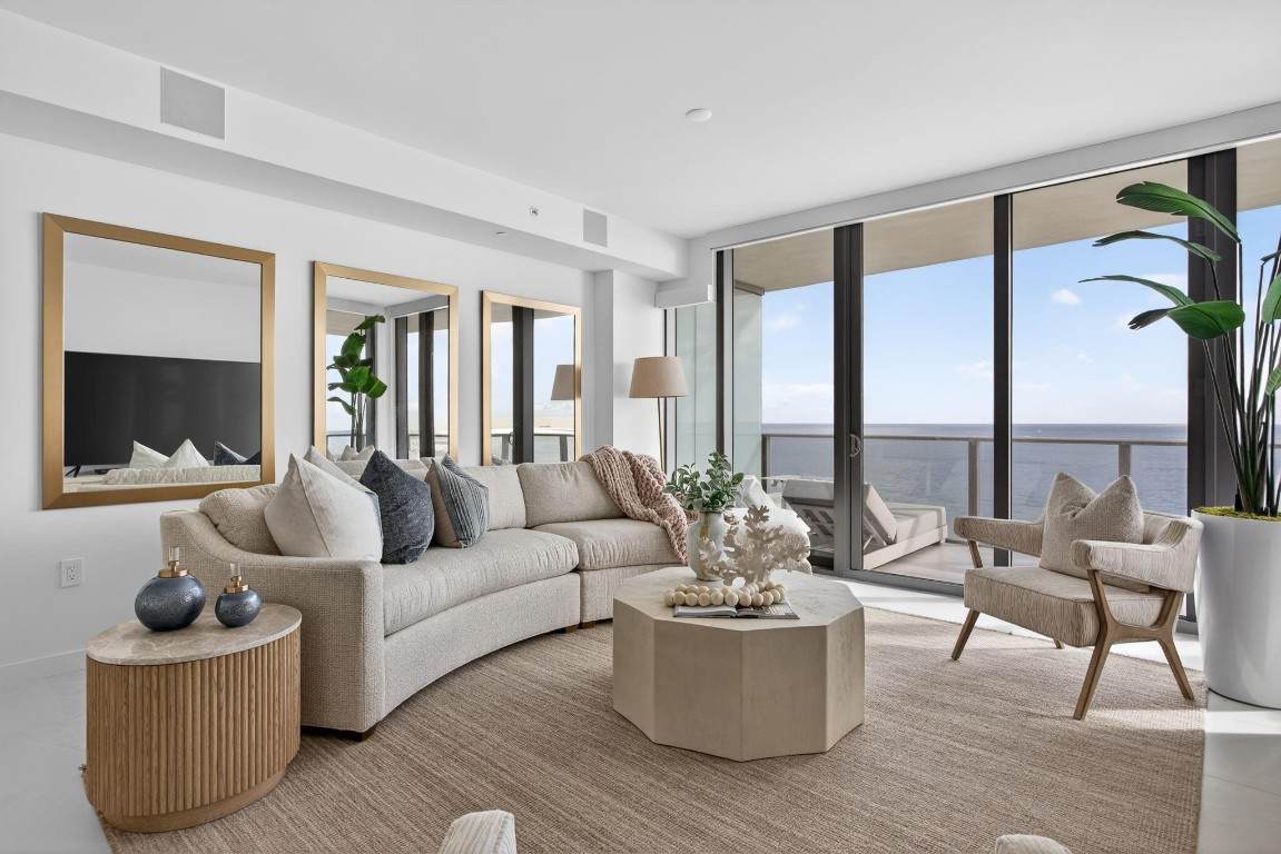 1116 Ocean Boulevard - Photo 1