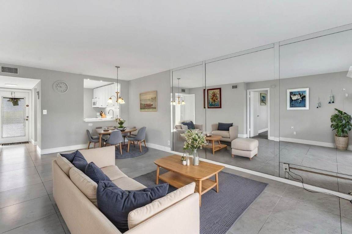 461 76th Avenue - Photo 1