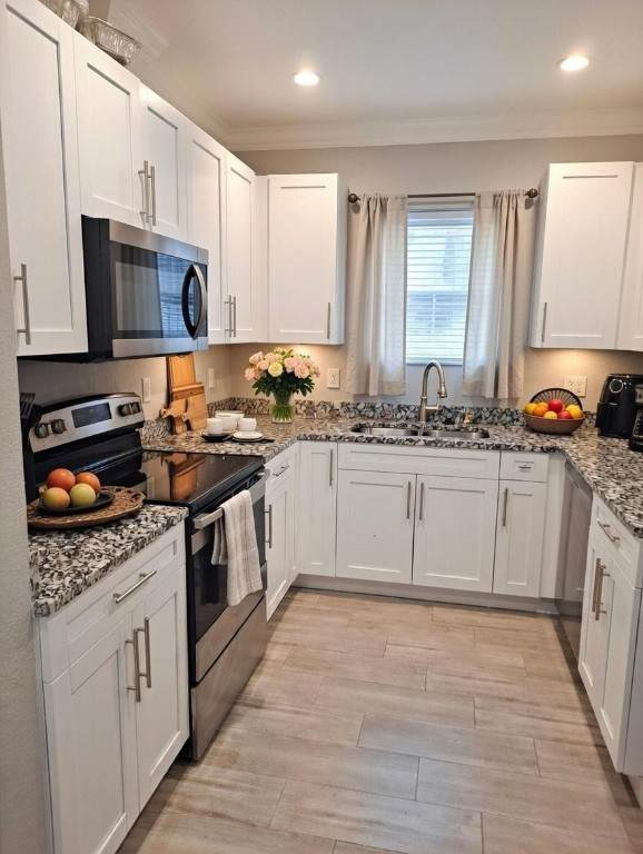 1635 15th Street - Photo 1