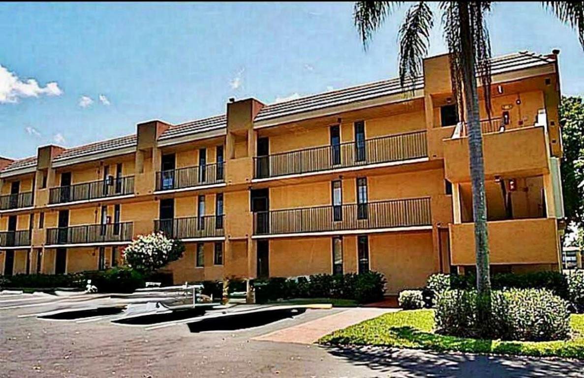 5926 Coral Lake - Photo 1