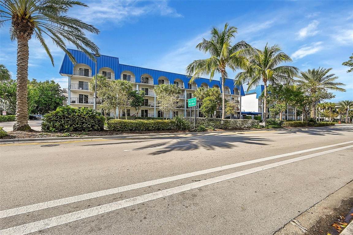 3909 Ocean Boulevard - Photo 1
