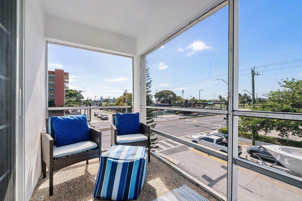 2301 14th Street - Photo 1