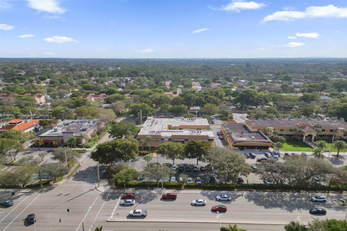 1881 University Drive - Photo 1