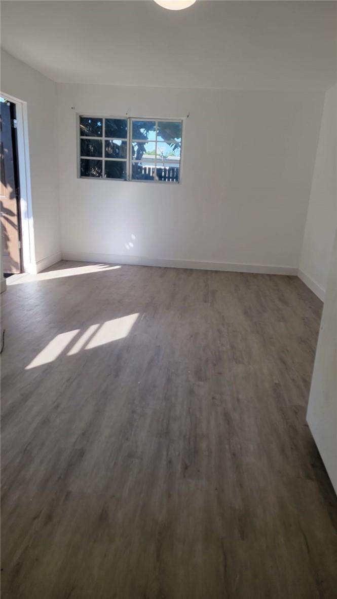 2417 Hayes - Photo 1