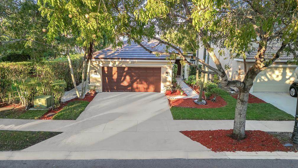 1059 Golden Cane - Photo 1