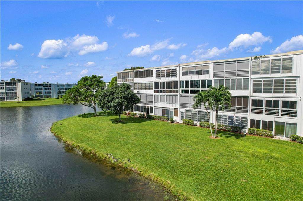 4037 Harwood D - Photo 1