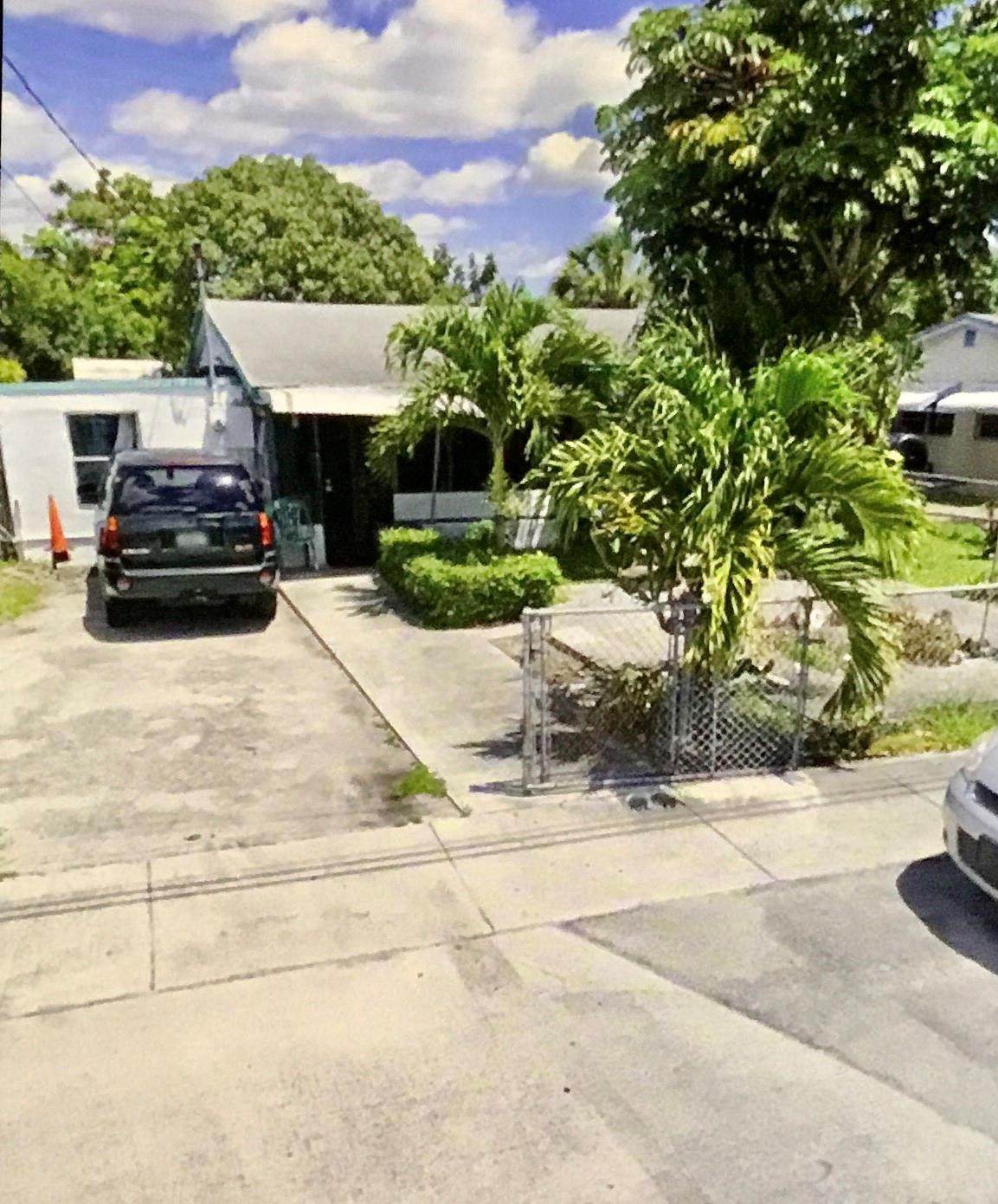 5663 Flagler - Photo 1