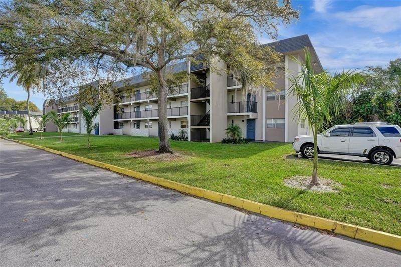 8000 Colony Circle - Photo 1