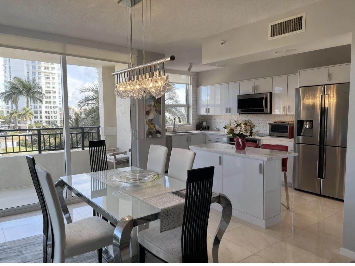 610 Las Olas Boulevard - Photo 1