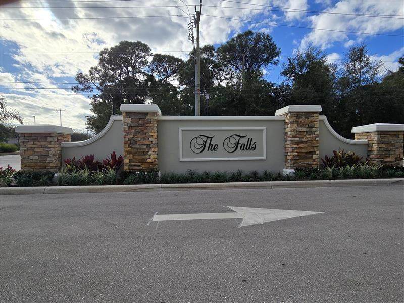 2095 Diamond Creek - Photo 1