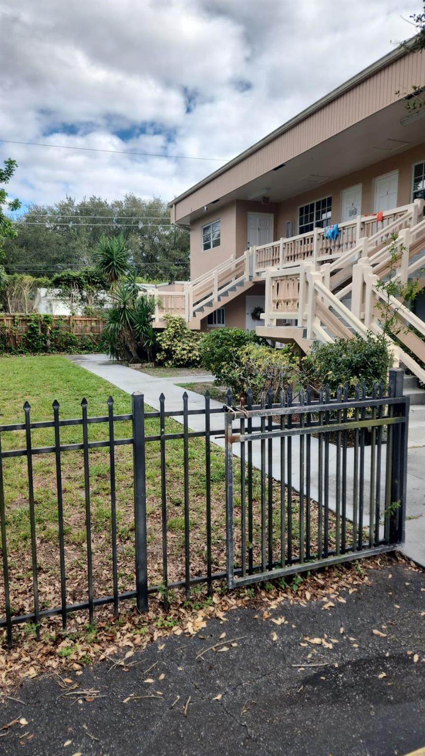 1728 Pierce - Photo 1