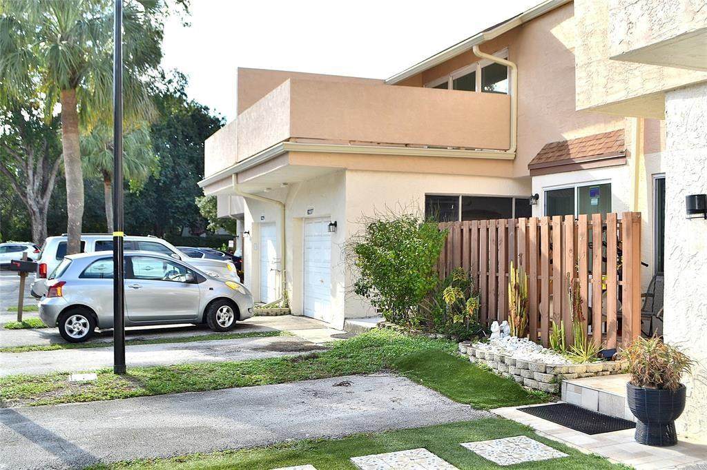 8237 8th Court - Photo 1