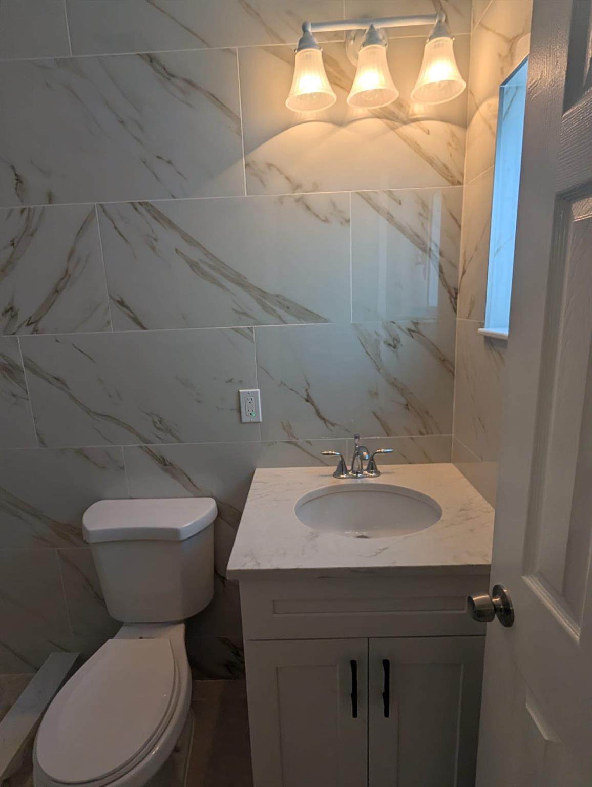7713 Kimberly Boulevard - Photo 1