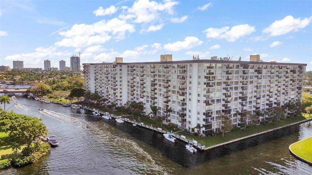 801 Federal Highway - Photo 1