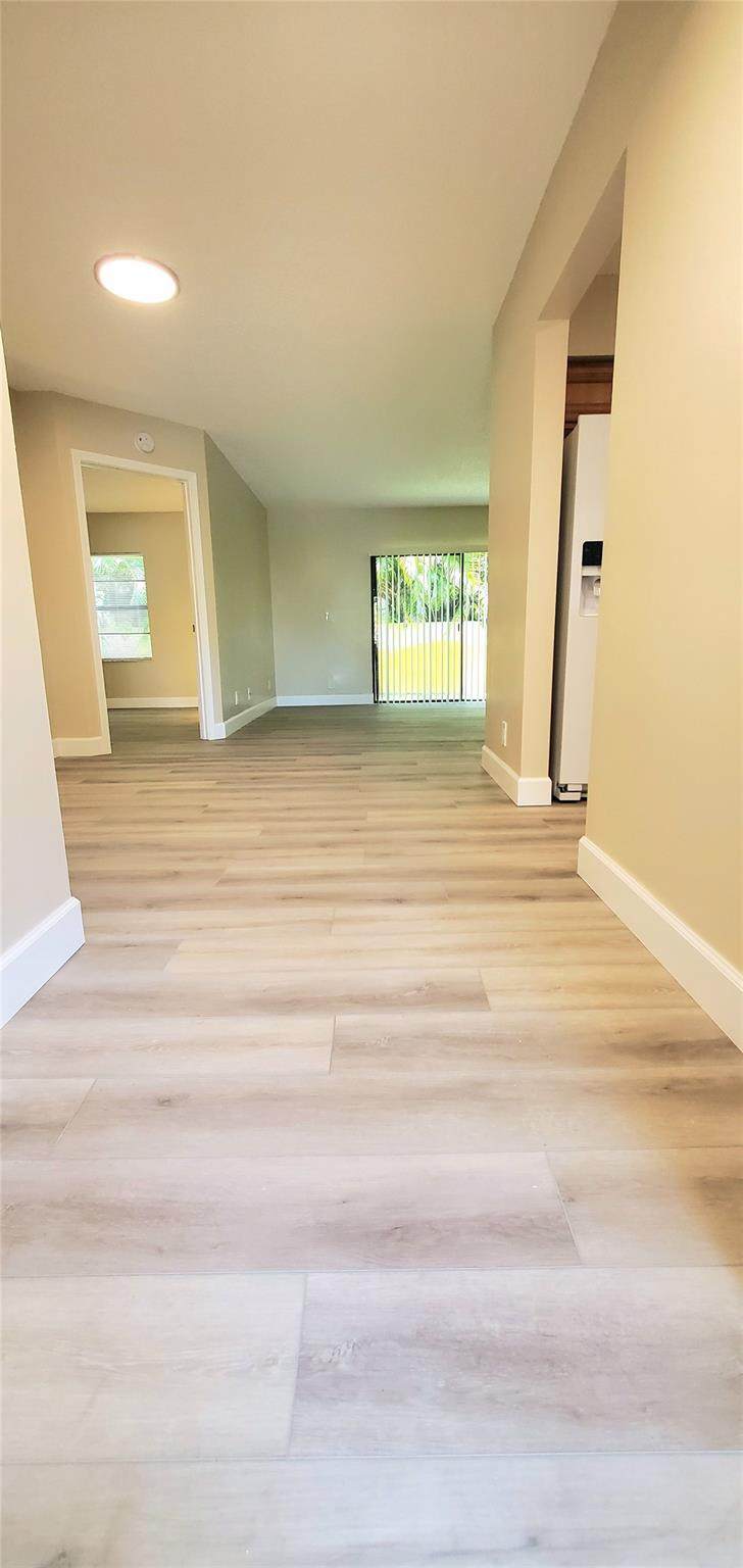 3013 92nd Avenue - Photo 1