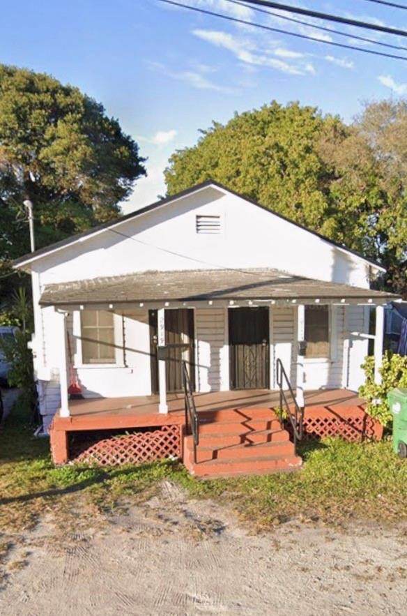 2917 48th Street - Photo 1