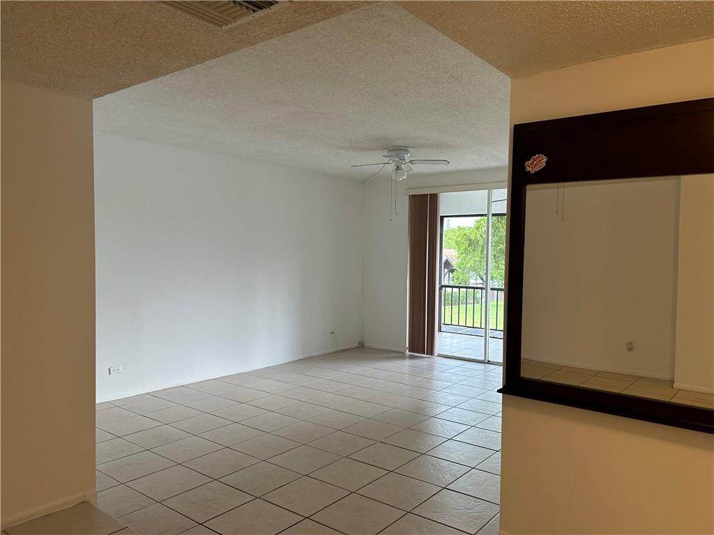 3690 Inverrary Drive - Photo 1
