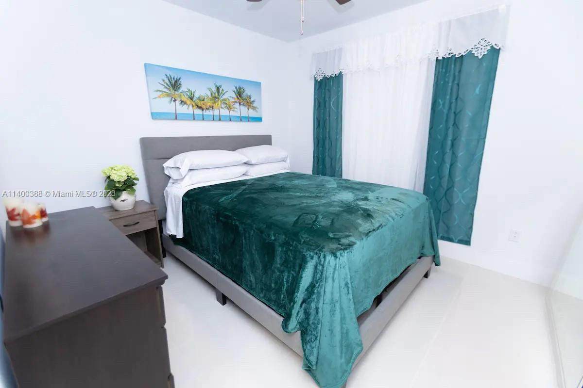https://bt-photos.global.ssl.fastly.net/beaches/orig_boomver_1_R11021722-2.jpg