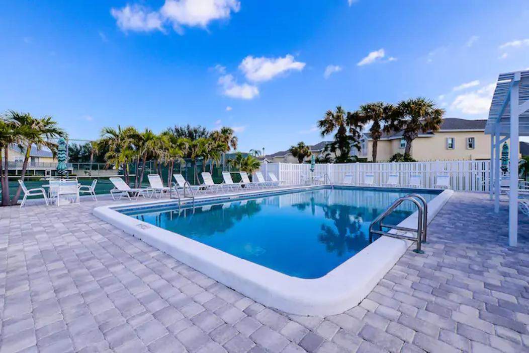https://bt-photos.global.ssl.fastly.net/beaches/orig_boomver_1_R11048898-2.jpg
