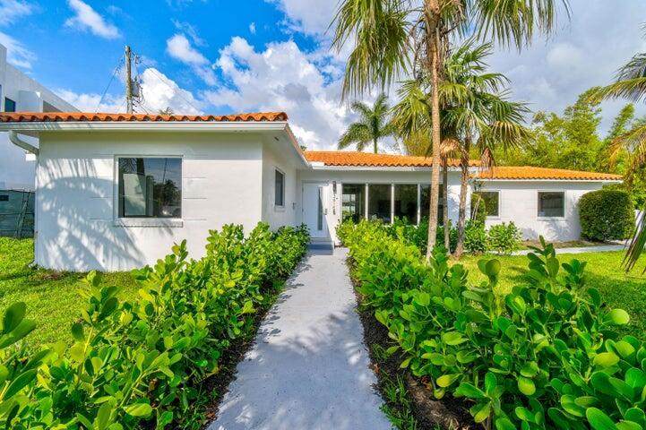 3415 Flagler Drive - Photo 1