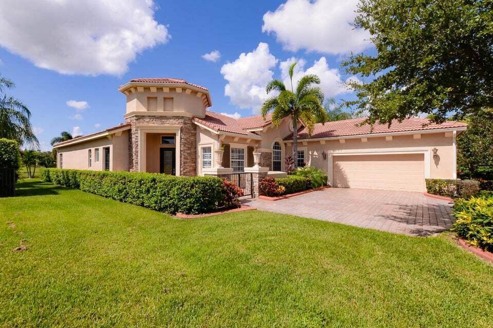 9895 Nuova Way - Photo 1