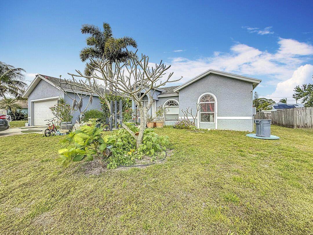 441 Starflower Avenue - Photo 1