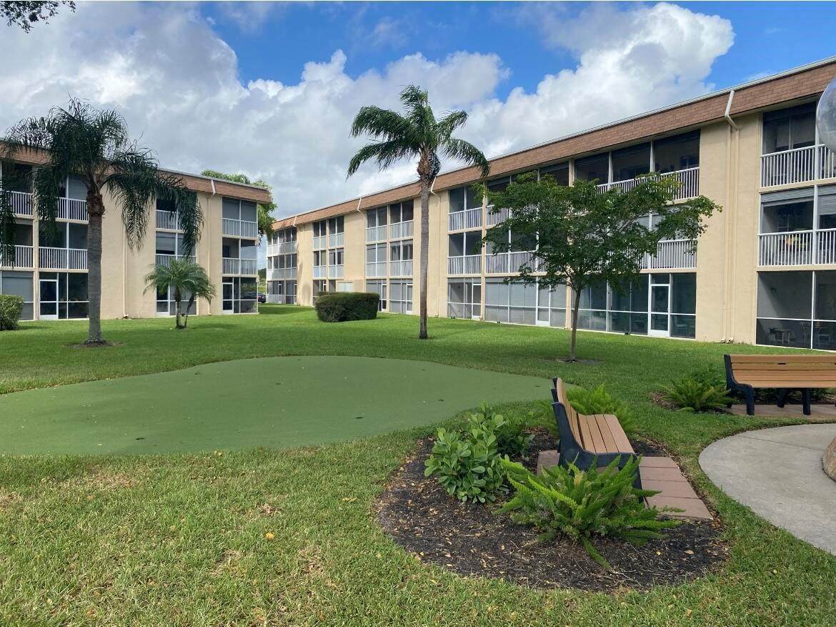 700 Village Green Court - Photo 1