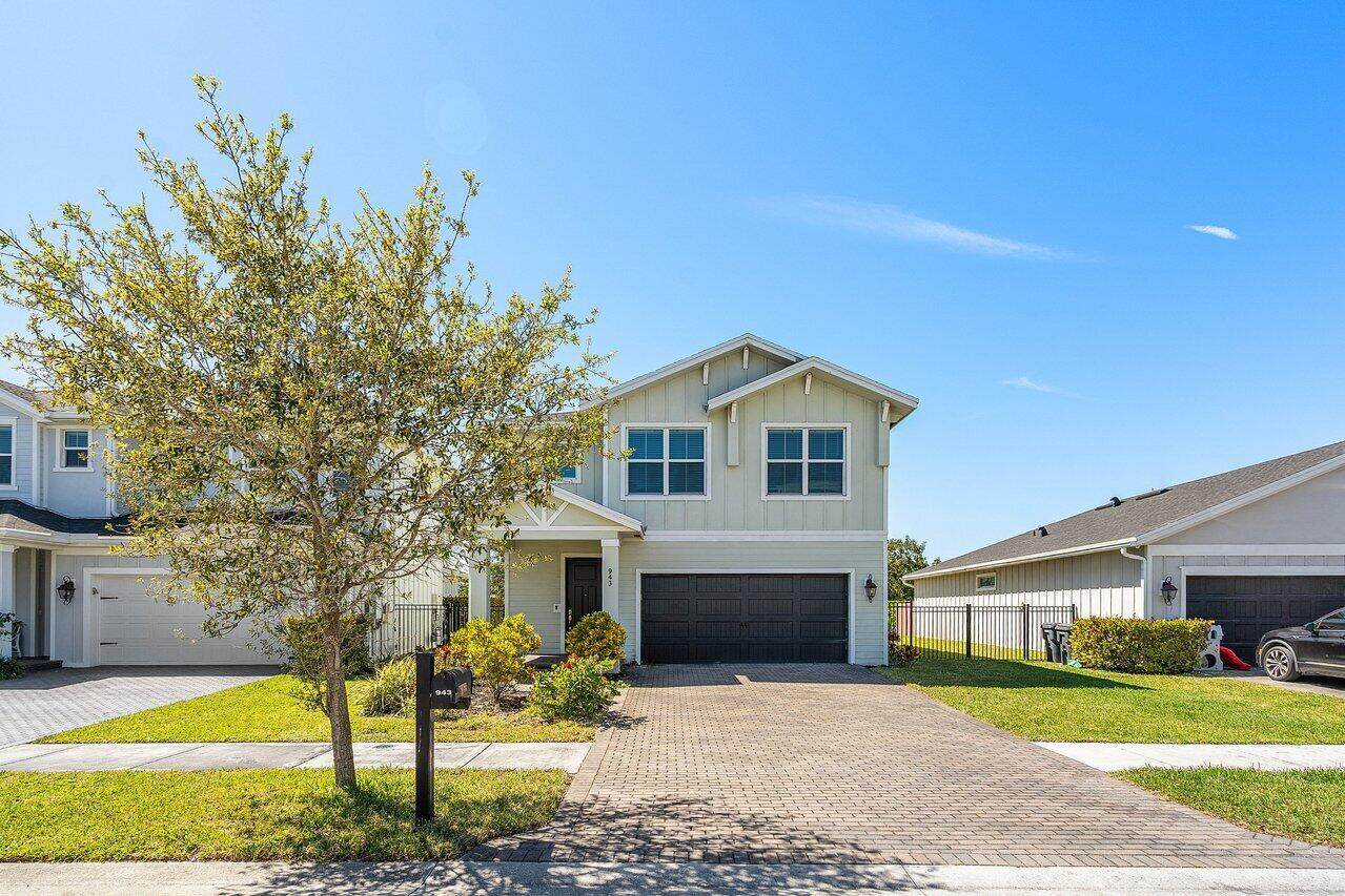 943 Ember Ridge Run - Photo 1