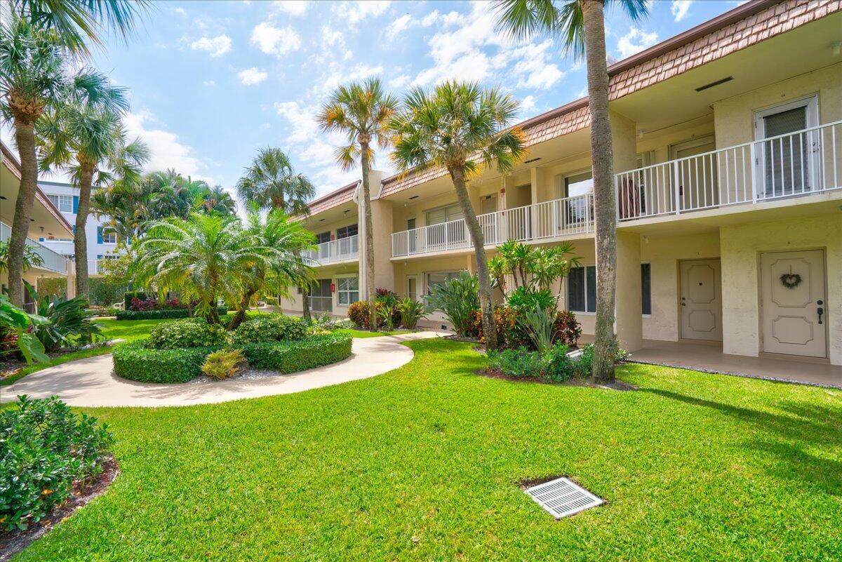 638 Snug Harbor Drive - Photo 1