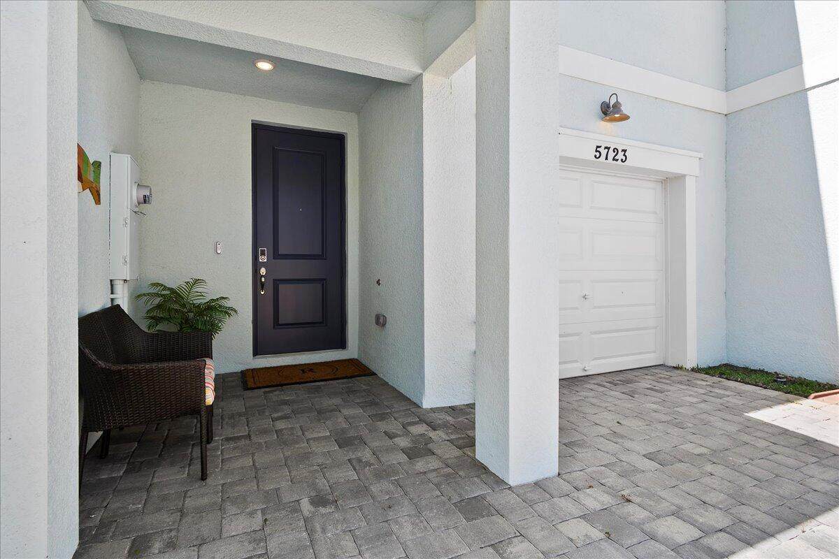 5723 Edgewater Circle - Photo 1