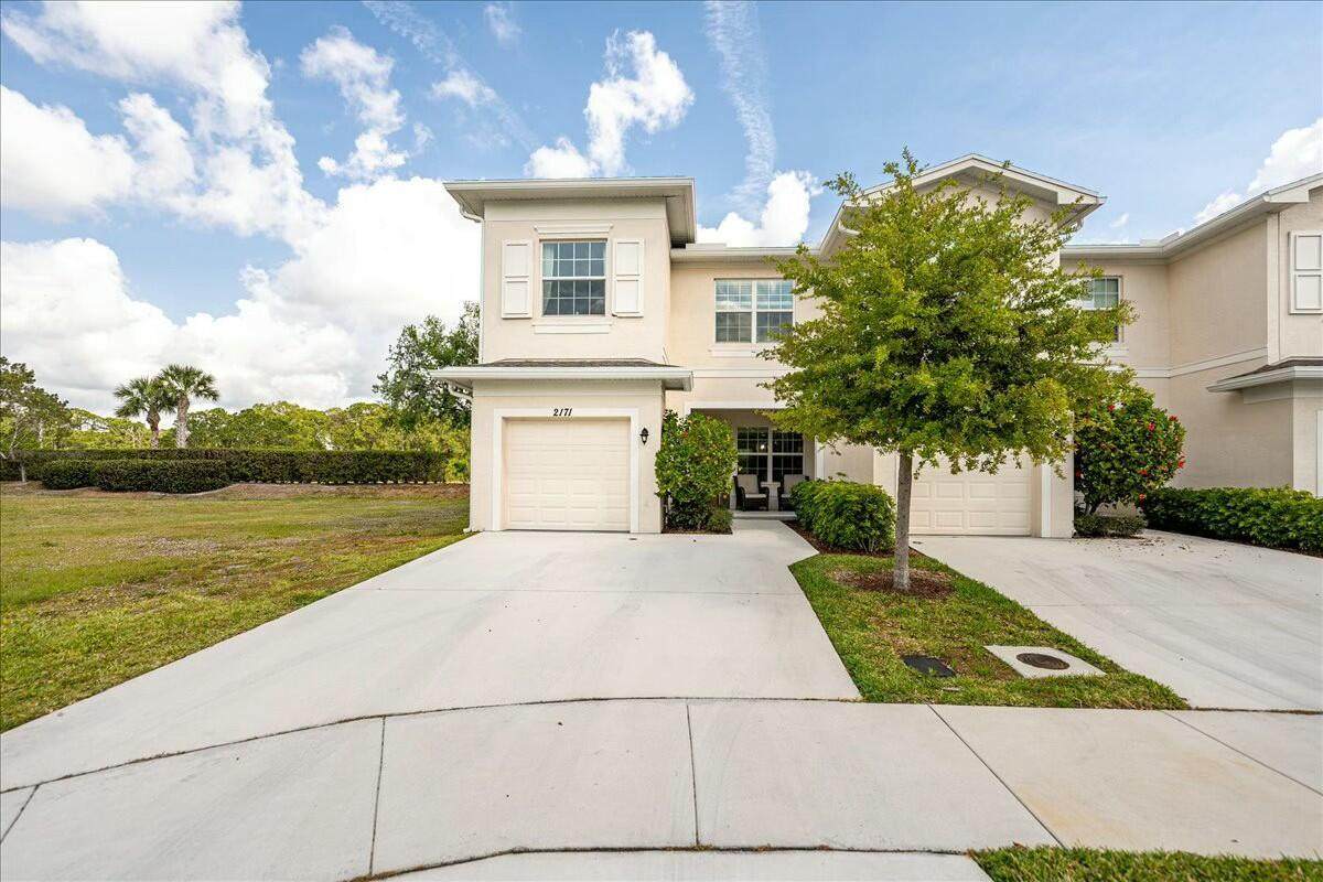 2171 Treviso Circle - Photo 1