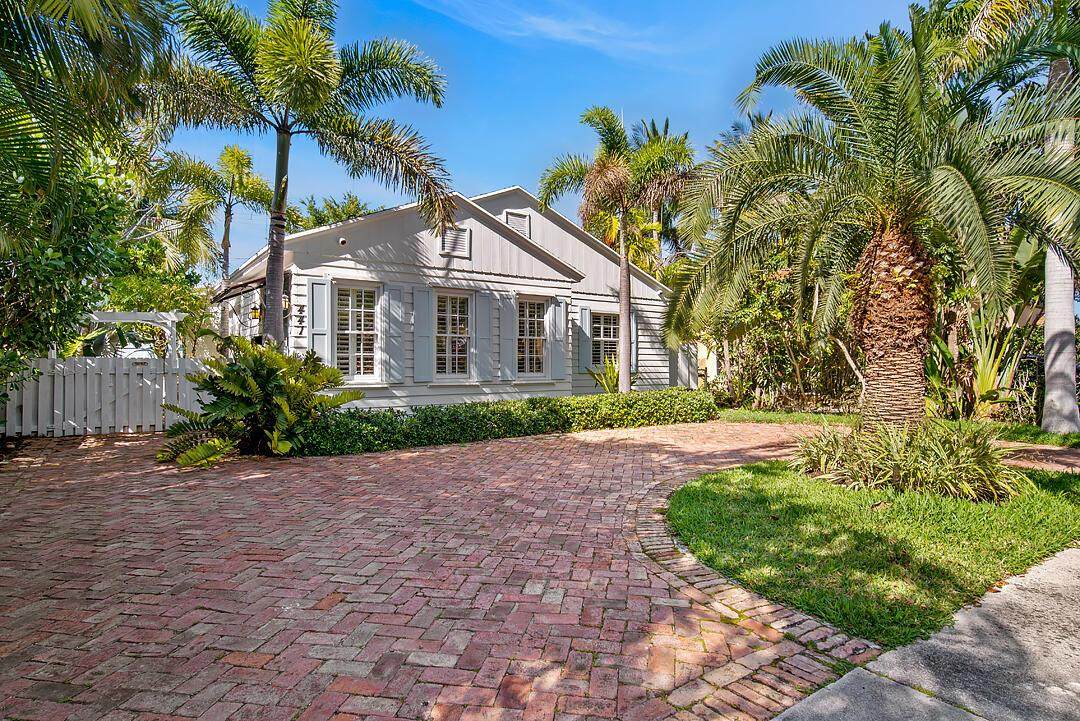 441 34th Street - Photo 1