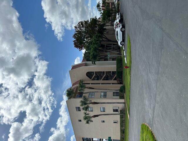 140 Lake Nancy Lane - Photo 1